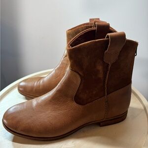 Kork-Ease Hennessy Short Toe Leather Boots Size 8